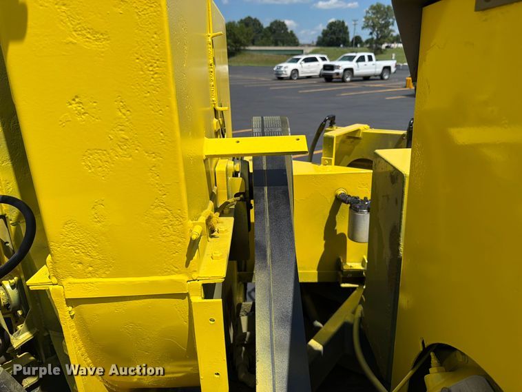 image for item FK3155 Bandit wood chipper