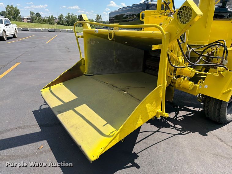 image for item FK3155 Bandit wood chipper