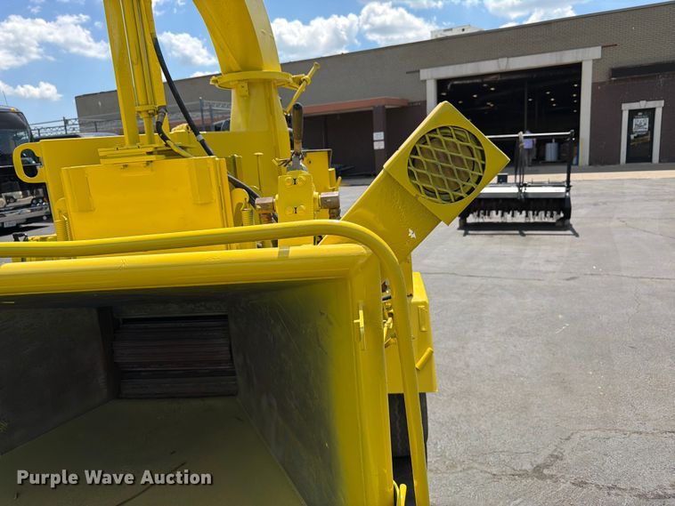 image for item FK3155 Bandit wood chipper
