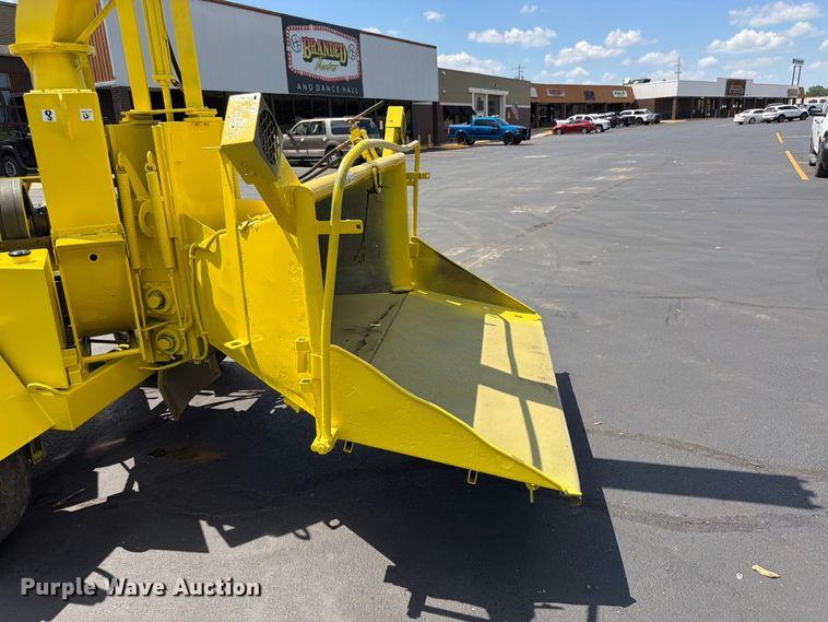 image for item FK3155 Bandit wood chipper