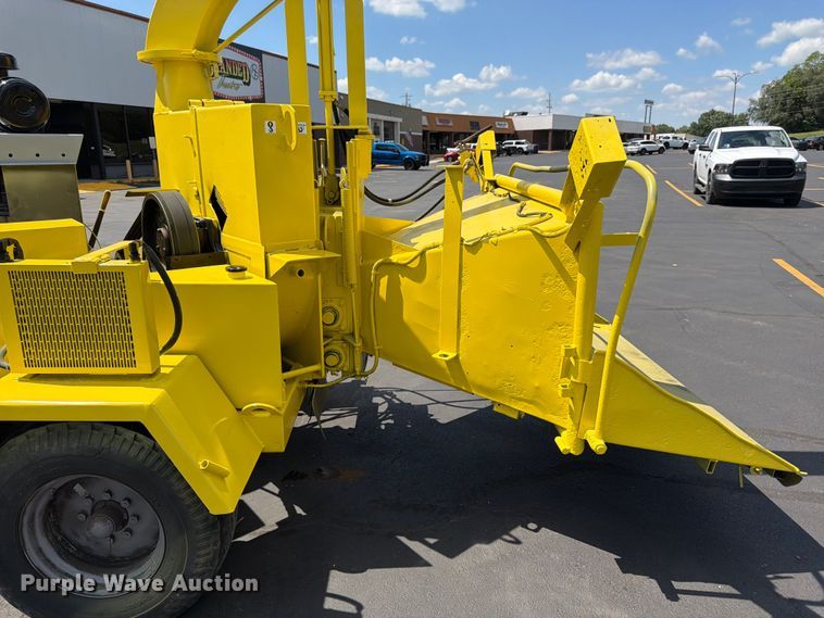 image for item FK3155 Bandit wood chipper