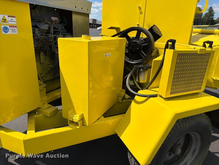 image for item FK3155 Bandit wood chipper