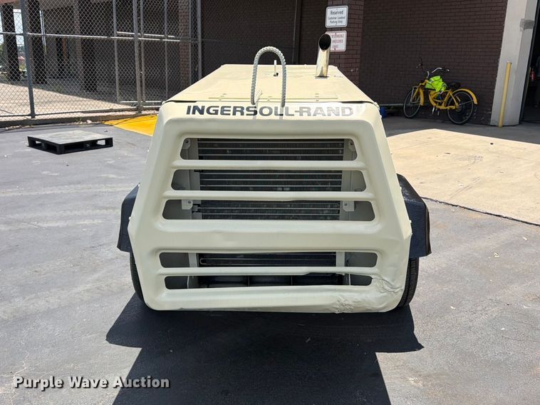 image for item FK3157 1996 Ingersoll Rand P100WD air compressor