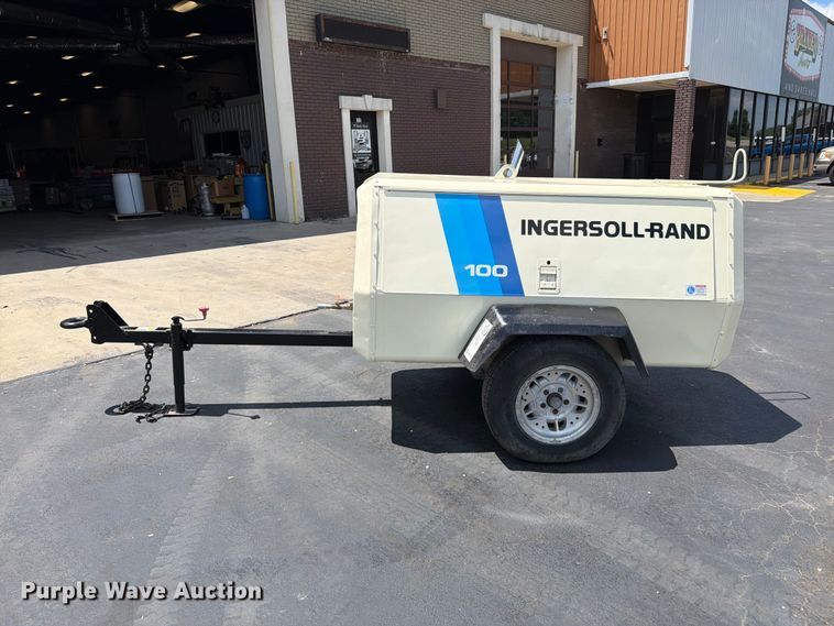 image for item FK3157 1996 Ingersoll Rand P100WD air compressor