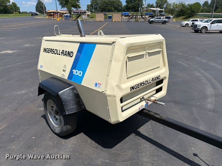 image for item FK3157 1996 Ingersoll Rand P100WD air compressor