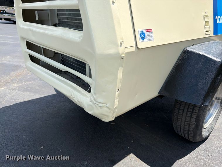 image for item FK3157 1996 Ingersoll Rand P100WD air compressor