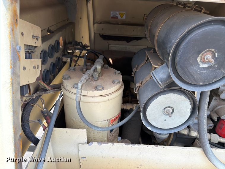 image for item FK3157 1996 Ingersoll Rand P100WD air compressor