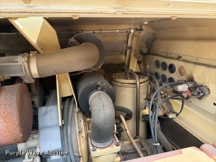 image for item FK3157 1996 Ingersoll Rand P100WD air compressor