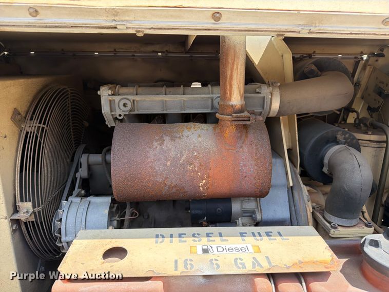 image for item FK3157 1996 Ingersoll Rand P100WD air compressor