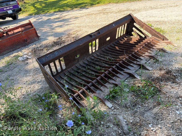 image for item FK3164 Skid steer rock bucket