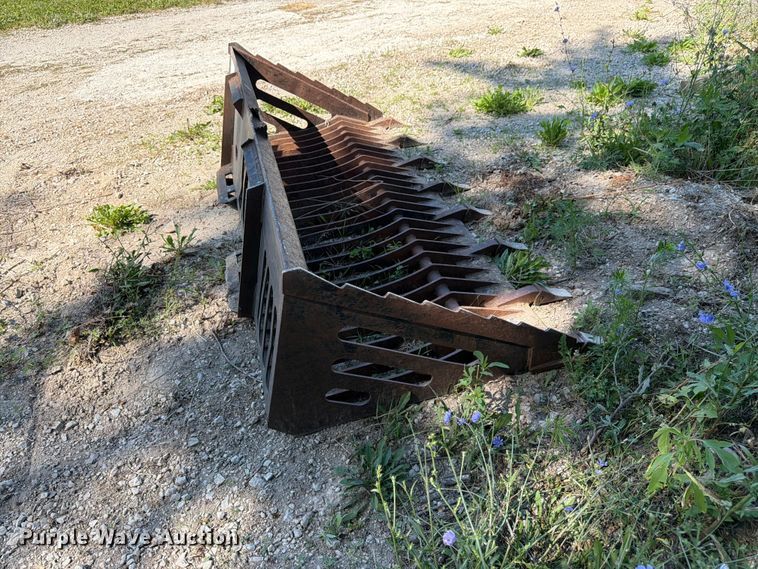 image for item FK3164 Skid steer rock bucket