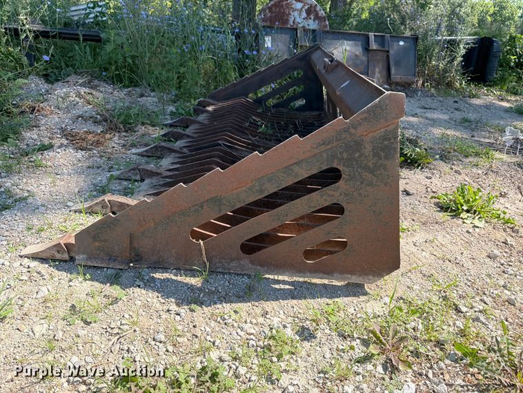 image for item FK3164 Skid steer rock bucket