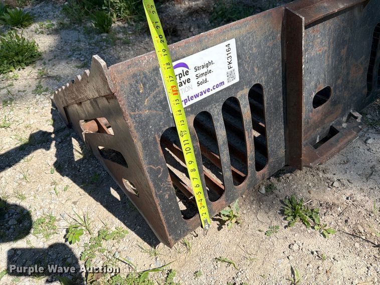 image for item FK3164 Skid steer rock bucket