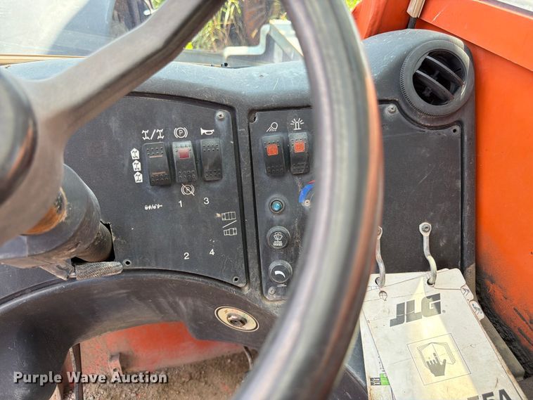 image for item FK3165 2011 JLG G12-55A telehandler