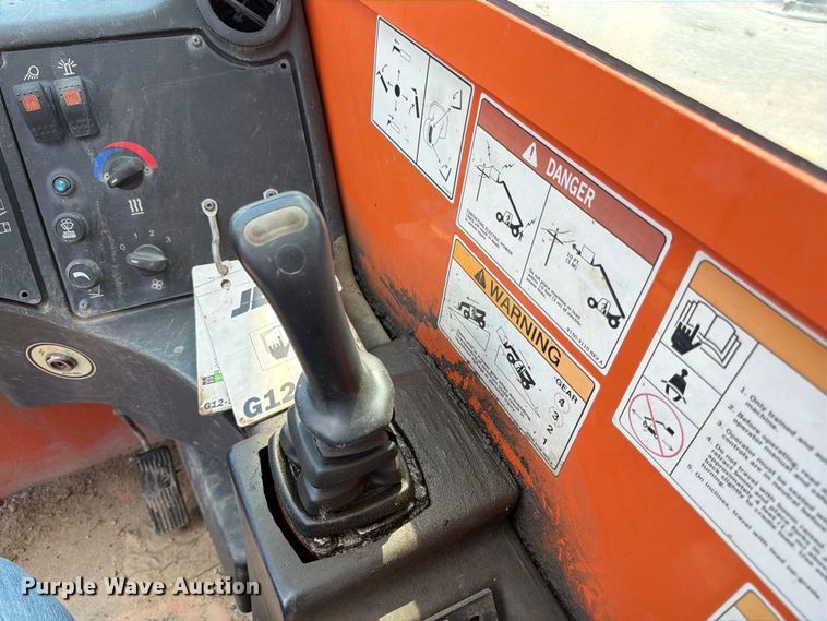 image for item FK3165 2011 JLG G12-55A telehandler