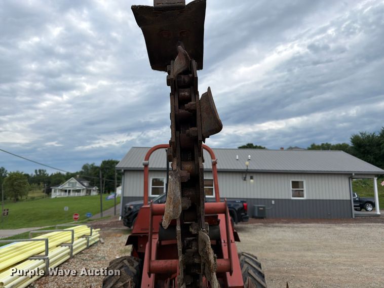 image for item FK3181 Ditch Witch 6510 trencher