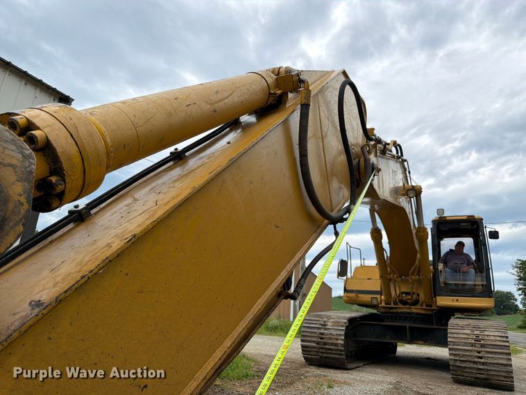 image for item FK3183 1993 Caterpillar 330L excavator