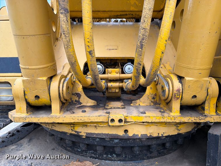 image for item FK3183 1993 Caterpillar 330L excavator