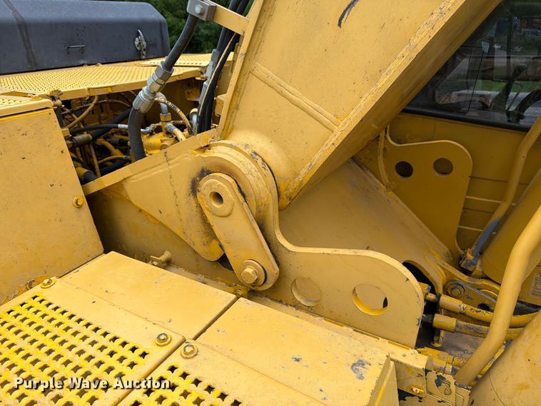 image for item FK3183 1993 Caterpillar 330L excavator