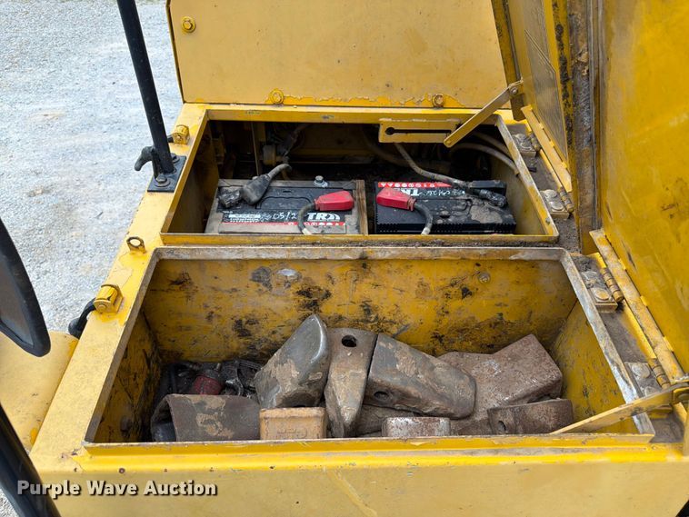 image for item FK3183 1993 Caterpillar 330L excavator