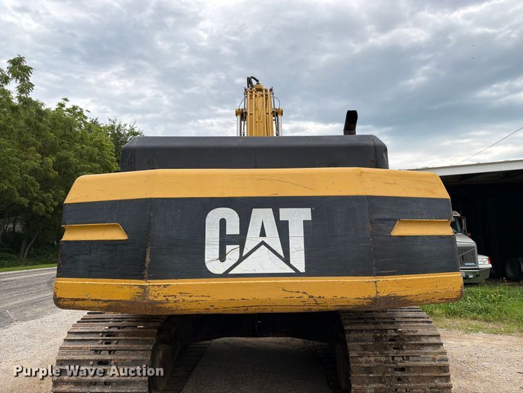 image for item FK3183 1993 Caterpillar 330L excavator