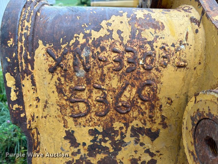 image for item FK3183 1993 Caterpillar 330L excavator