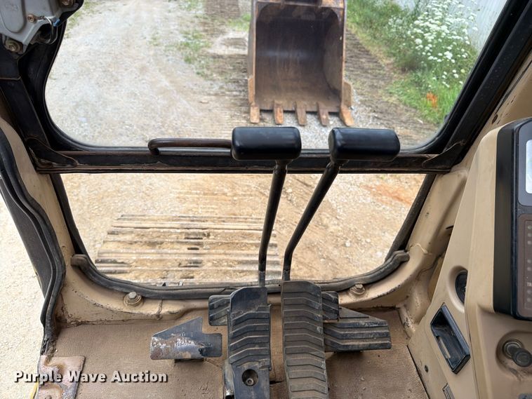 image for item FK3183 1993 Caterpillar 330L excavator
