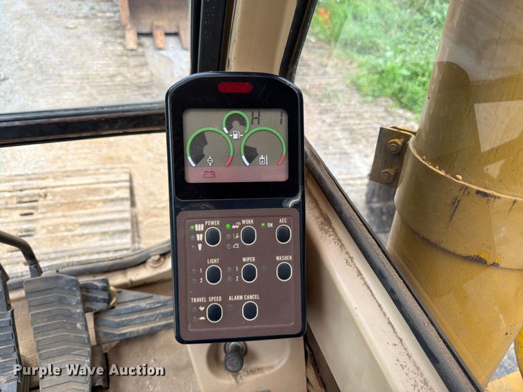 image for item FK3183 1993 Caterpillar 330L excavator