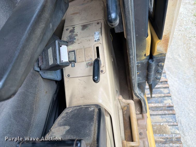 image for item FK3183 1993 Caterpillar 330L excavator