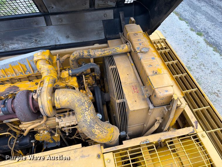 image for item FK3183 1993 Caterpillar 330L excavator