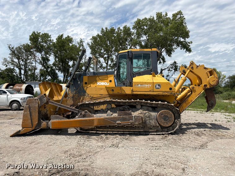 image for item FK3185 2011 John Deere 1050J dozer