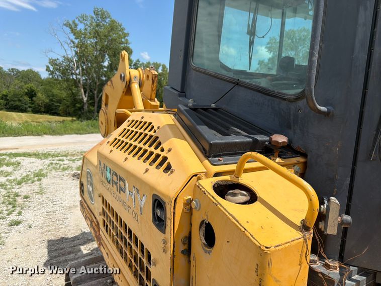image for item FK3185 2011 John Deere 1050J dozer