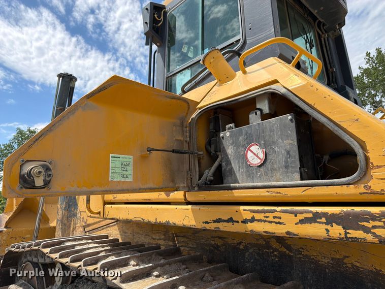 image for item FK3185 2011 John Deere 1050J dozer