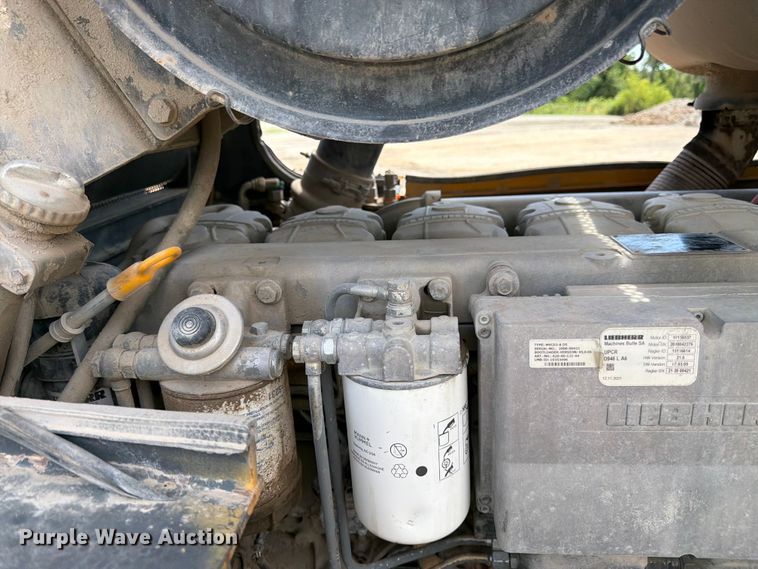 image for item FK3185 2011 John Deere 1050J dozer