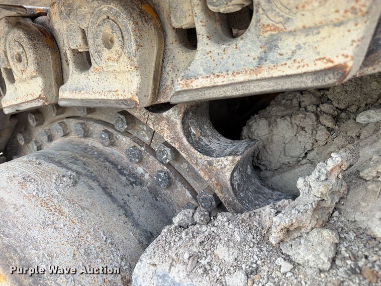 image for item FK3185 2011 John Deere 1050J dozer