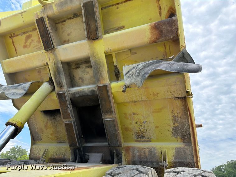 image for item FK3186 1997 Euclid R65 haul truck