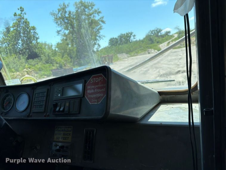 image for item FK3186 1997 Euclid R65 haul truck