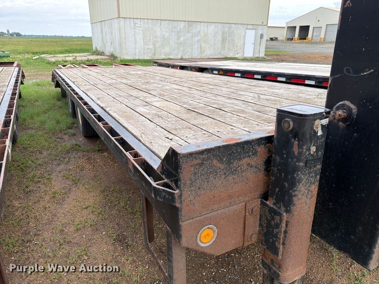 image for item FK4024 2016 Towmaster T-20 equipment trailer
