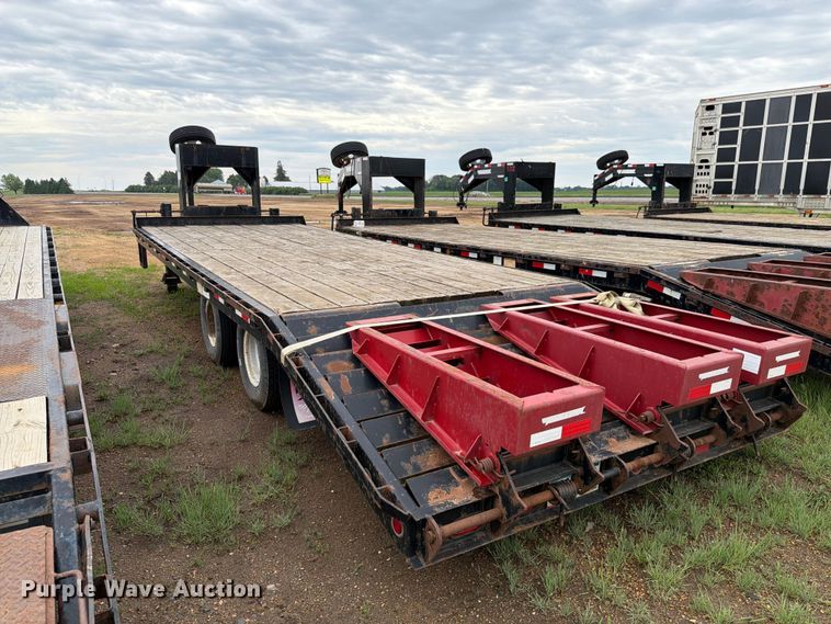 image for item FK4024 2016 Towmaster T-20 equipment trailer