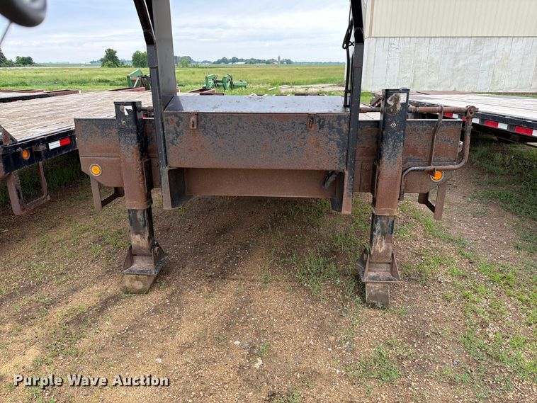 image for item FK4024 2016 Towmaster T-20 equipment trailer