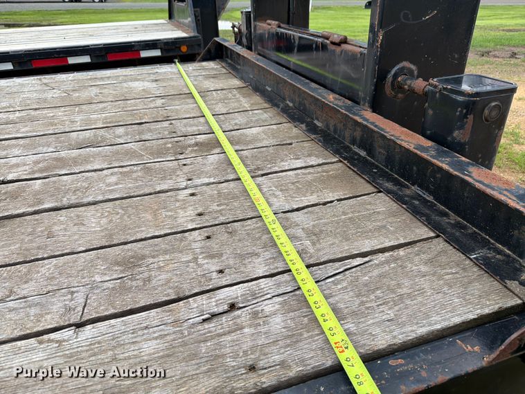 image for item FK4024 2016 Towmaster T-20 equipment trailer