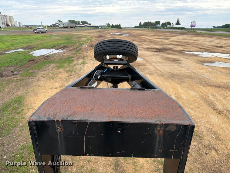image for item FK4024 2016 Towmaster T-20 equipment trailer
