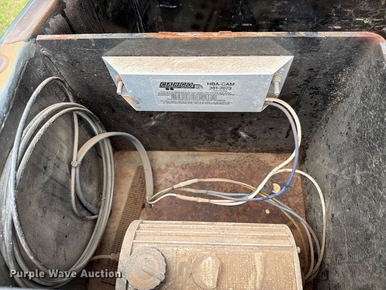 image for item FK4024 2016 Towmaster T-20 equipment trailer