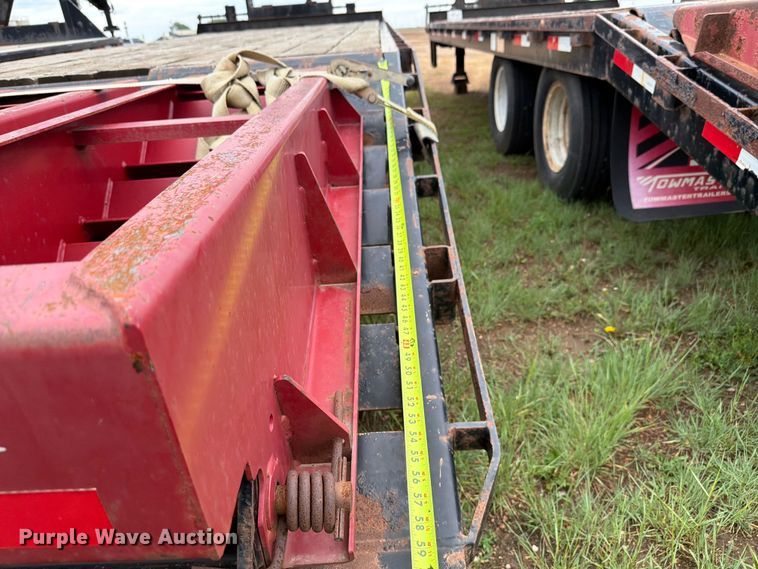 image for item FK4024 2016 Towmaster T-20 equipment trailer