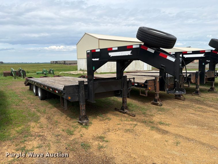 image for item FK4026 2018 Towmaster T-20 equipment trailer