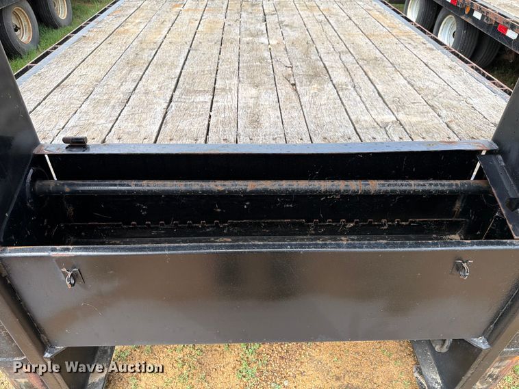 image for item FK4026 2018 Towmaster T-20 equipment trailer