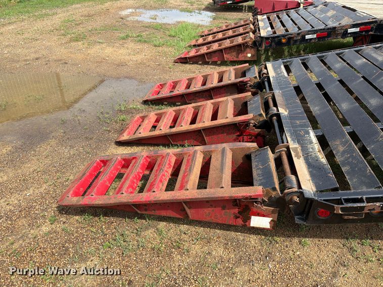 image for item FK4026 2018 Towmaster T-20 equipment trailer