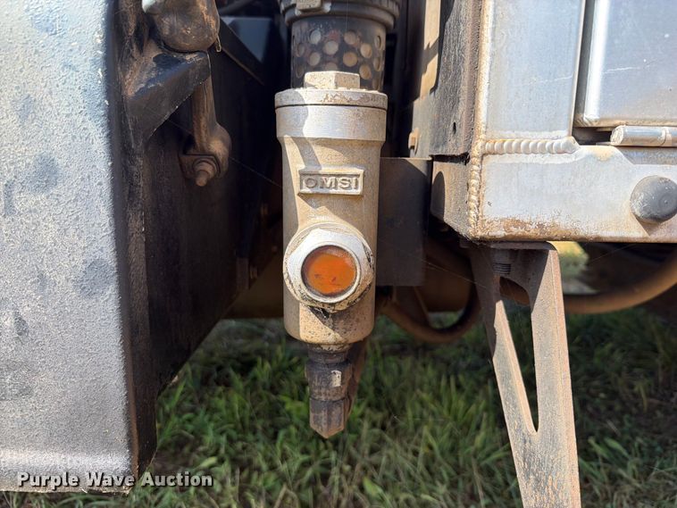 image for item FK5003 2018 Kenworth T880 hydrovac truck