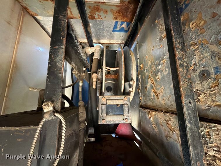 image for item FK5003 2018 Kenworth T880 hydrovac truck
