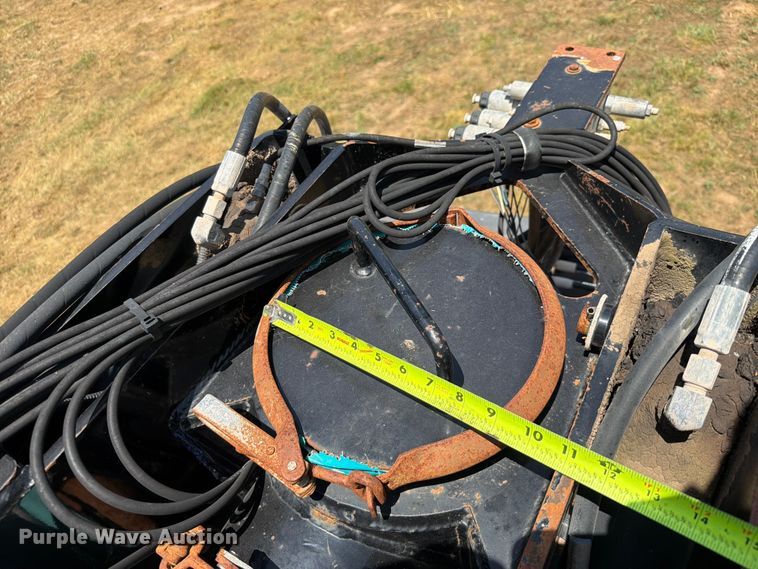 image for item FK5003 2018 Kenworth T880 hydrovac truck